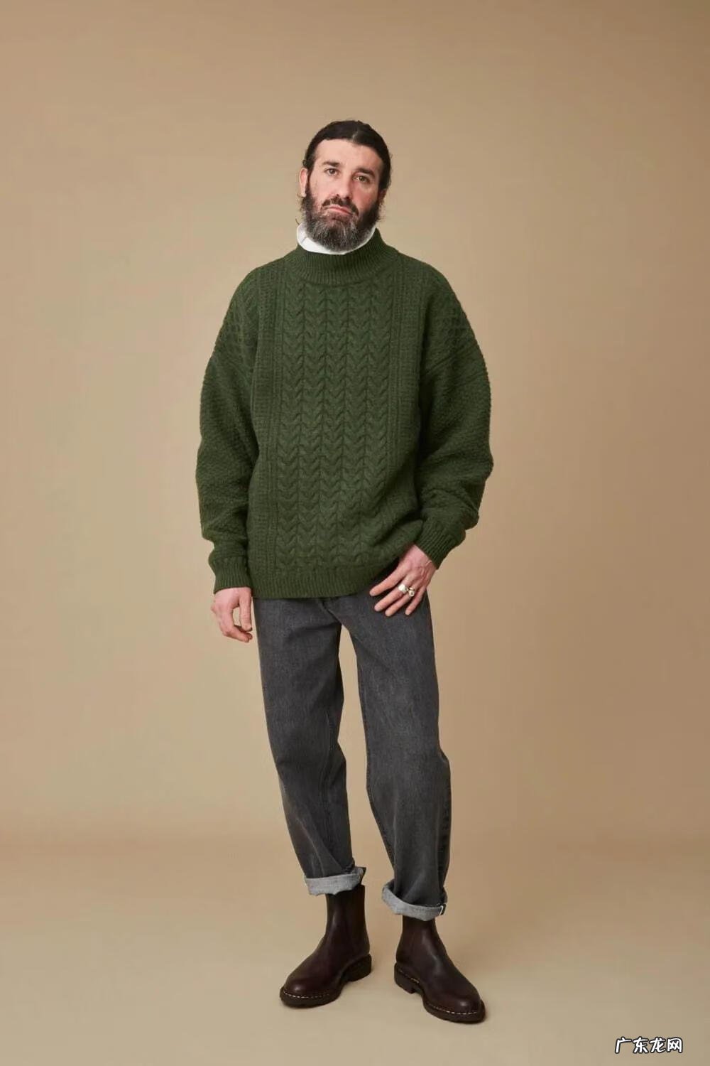 咖啡色毛衣图片 褐色毛衣风水