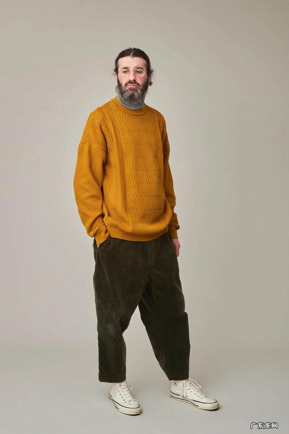 咖啡色毛衣图片 褐色毛衣风水