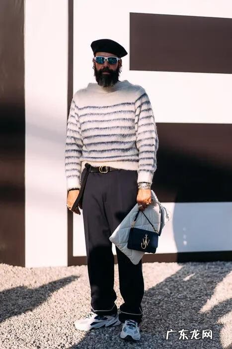 咖啡色毛衣图片 褐色毛衣风水