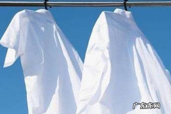 白色衣服上有黄渍怎样洗掉？