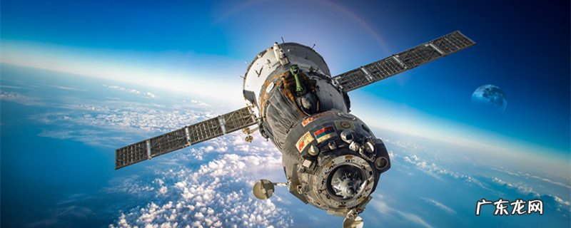 世界第一颗人造卫星是前苏联于哪一年发射的?