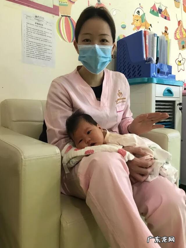 月嫂一般怎么付费 月嫂服务费用标准