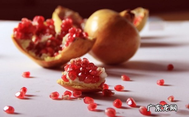 红石榴的功效作用是什么？红石榴粒的养生功效有哪些？