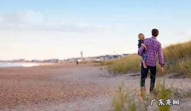 公鸡一直打鸣好不好 公鸡打鸣在风水的作用