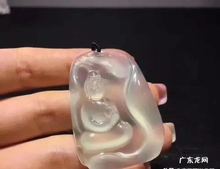 十年前买的翡翠现在值钱吗 老翡翠有收藏价值吗