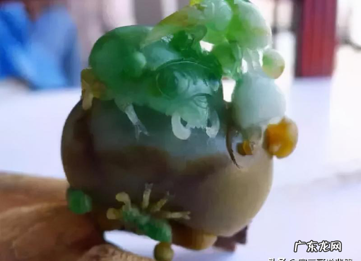 十年前买的翡翠现在值钱吗 老翡翠有收藏价值吗