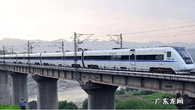 为何高铁上的WiFi连接上却不能用 高铁有wifi吗