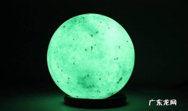 顶级陨石宝石一克多少钱 世界上顶级的陨石钻石有哪些