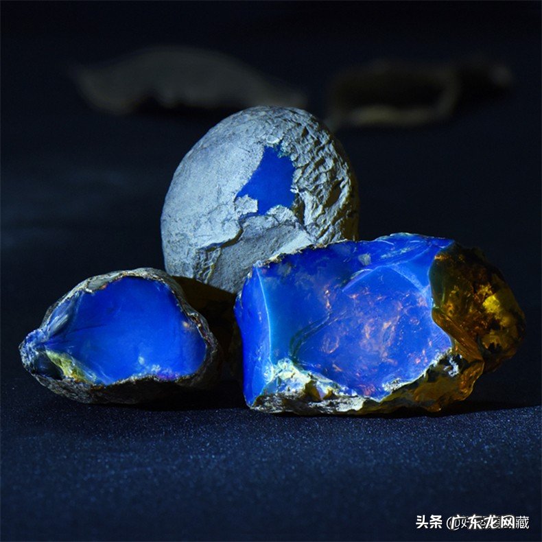 真假蓝珀对比有什么区别 蓝珀怎么鉴别真假