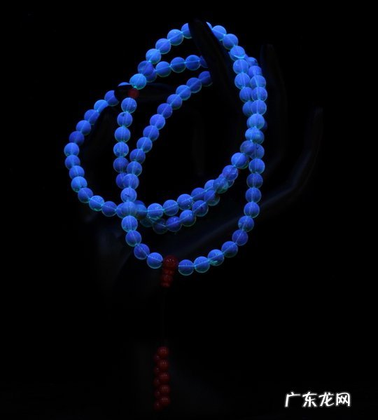 真假蓝珀对比有什么区别 蓝珀怎么鉴别真假