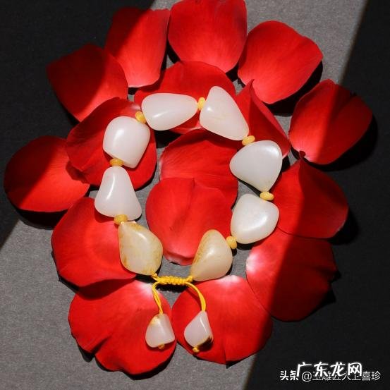 人养玉三年玉养人一生是真的吗 玉养人是真的吗