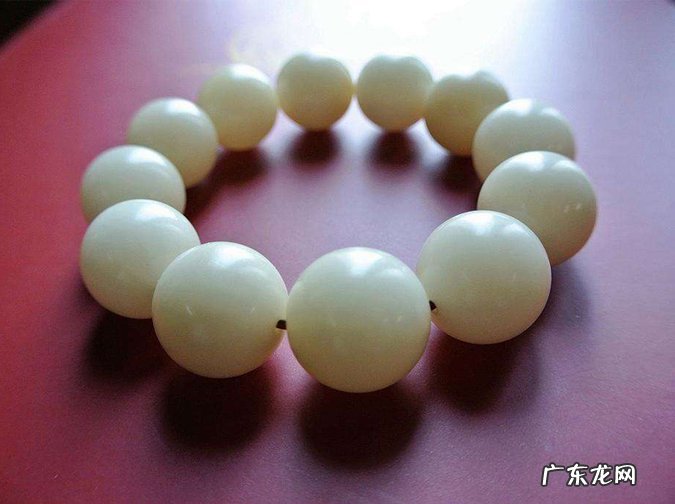 盘好的白玉菩提图片 盘十年的白玉菩提