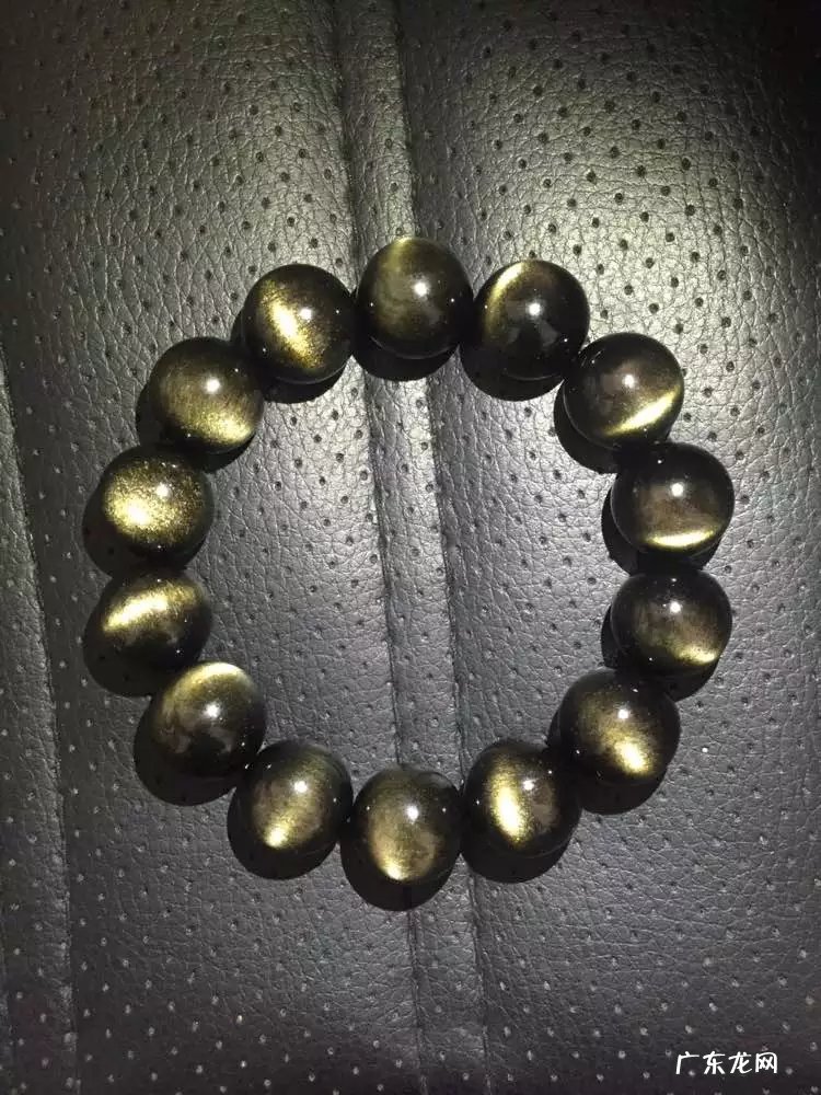 黑曜岩和黑曜石是一样的吗 黑曜石和金曜石有什么区别