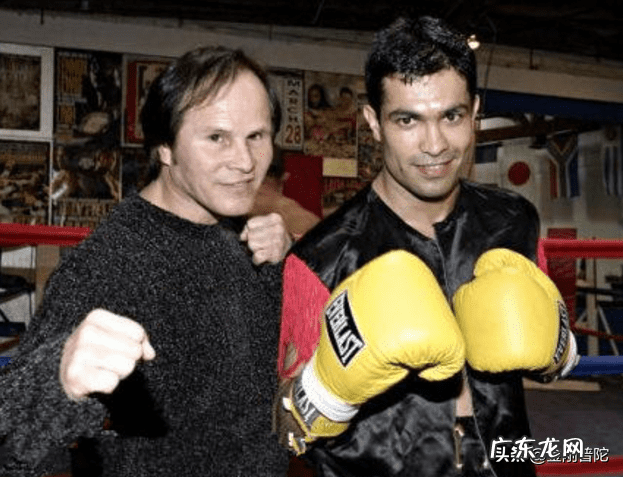 飞凤形风水图片 飞鹰过江风水图片