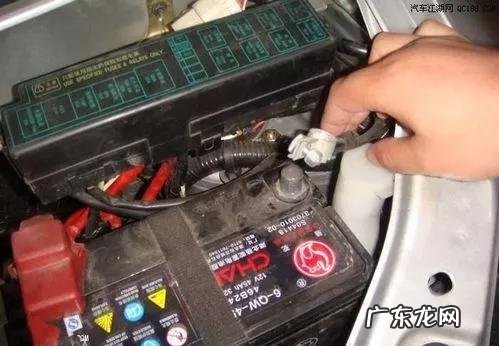 汽车电瓶多久换一次正常 汽车电池一般多久换一次