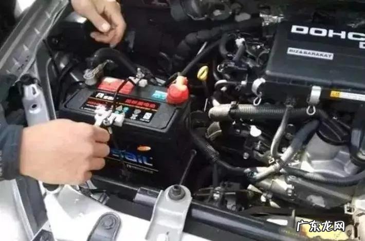 汽车电瓶多久换一次正常 汽车电池一般多久换一次