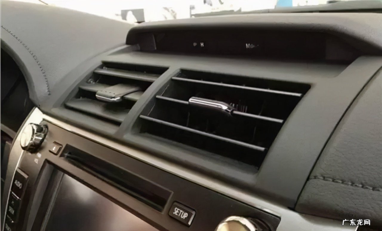 车子上A/C是制冷还是制热 汽车ac开关是什么意思