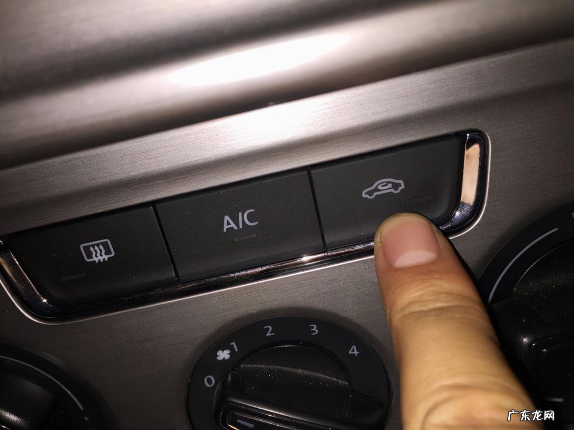 车子上A/C是制冷还是制热 汽车ac开关是什么意思