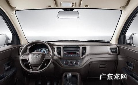 五菱宏光s跟五菱宏光v哪款好更实用值得入手购买