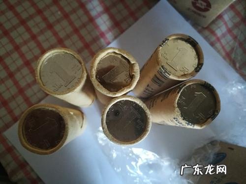 2000年的菊花硬币最值钱 一元菊花硬币哪年的最值钱