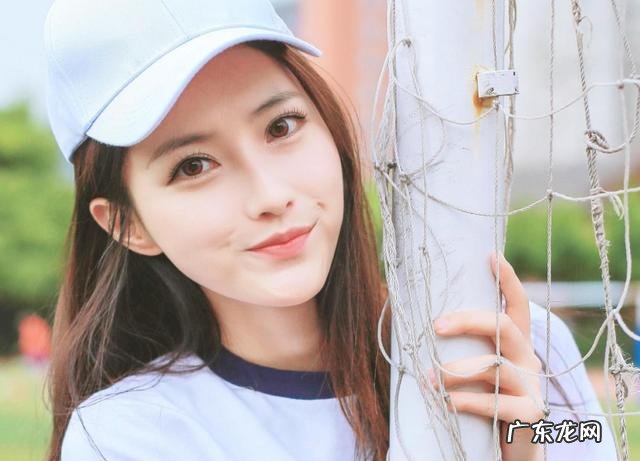 女孩故意不看你什么意思 女生故意无视你不看你的原因