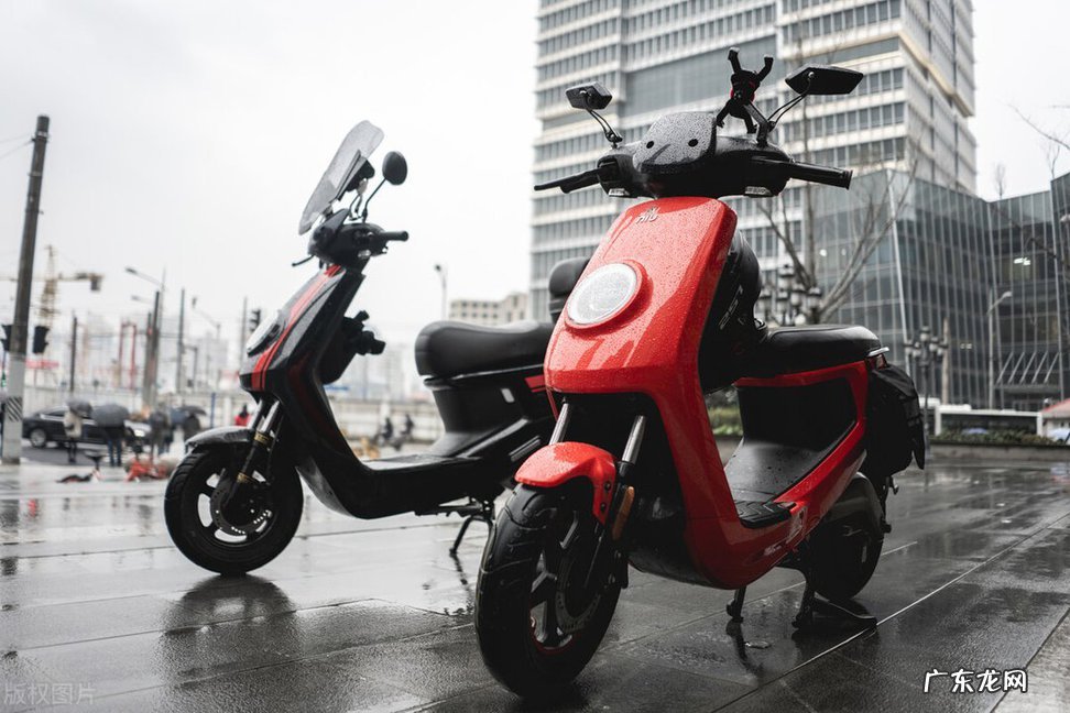 小牛电动车比别的车贵值得买吗 小牛电动车贵的原因