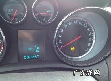 汽车tc灯亮是什么故障图解 车上的tc灯是什么意思