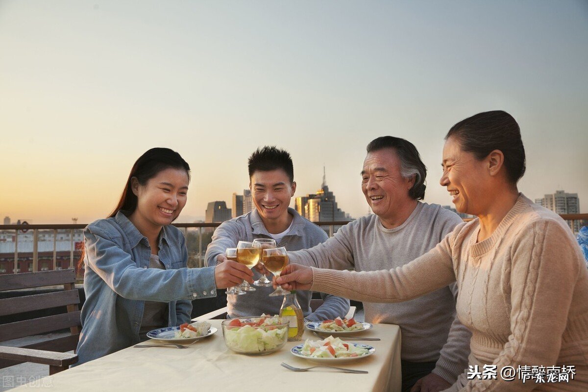 见女方家长要注意什么 第一次去女朋友家需要注意什么