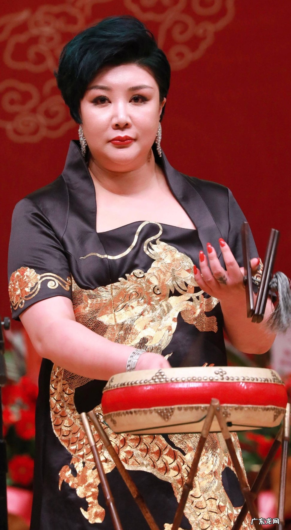 郭德纲和胡中惠怎么走到一起结婚的 胡中惠个人资料介绍