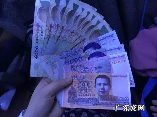 柬埔寨人主要讲英语与高棉语种 柬埔寨说什么语言为主