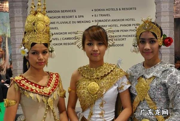 柬埔寨人主要讲英语与高棉语种 柬埔寨说什么语言为主