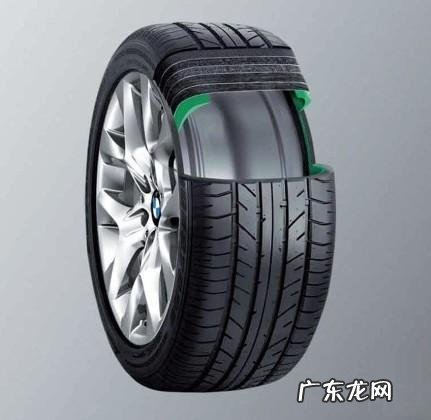 换车胎是看年限还是公里数 汽车轮胎几年或者多少公里更换