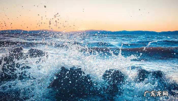 望洞庭描绘洞庭山水的诗句是什么?望洞庭描写洞庭山水的诗句