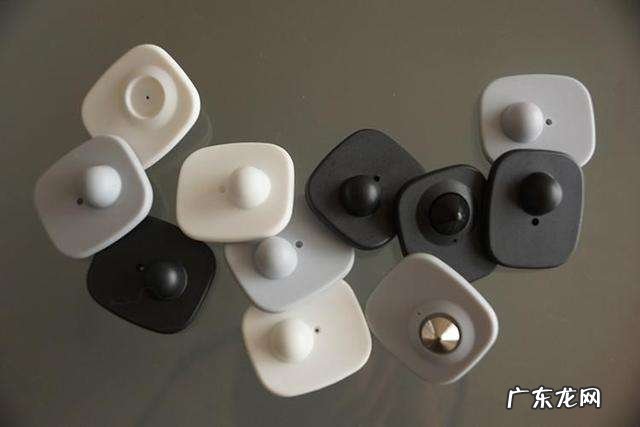 衣服磁扣如何快速取下?