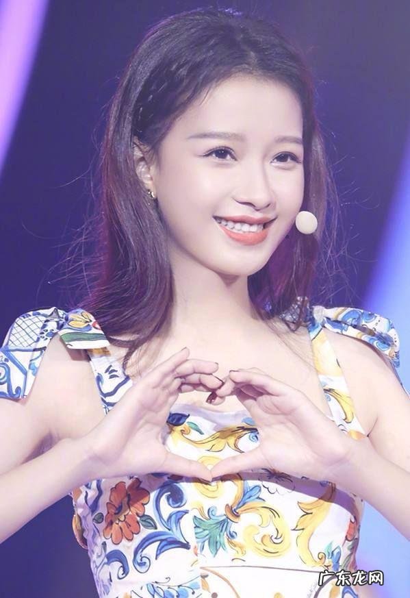 孙怡和李沁的外貌长相对比 和李沁长得像的女明星