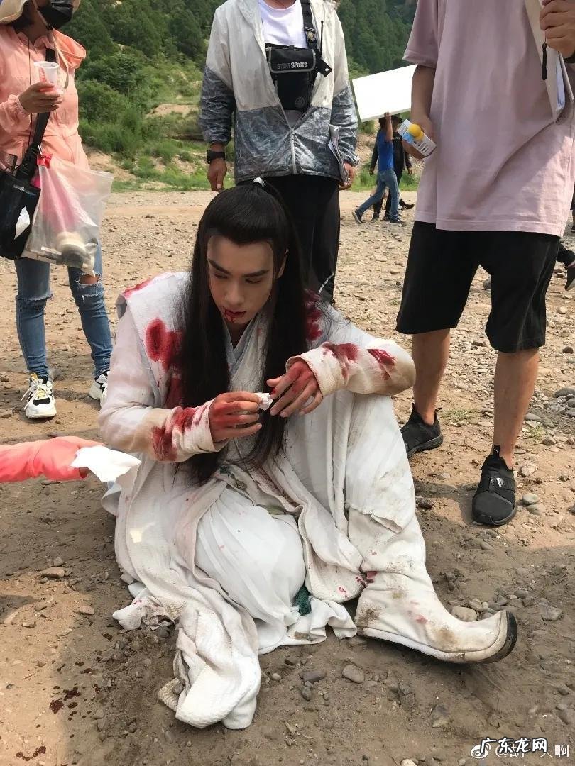 胡一天是怎么从素人变成演员的 胡一天个人资料简介介绍