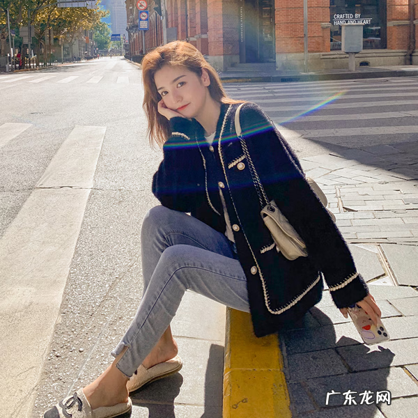 小香风马甲裙里面穿什么好看 小香风水貂毛马甲