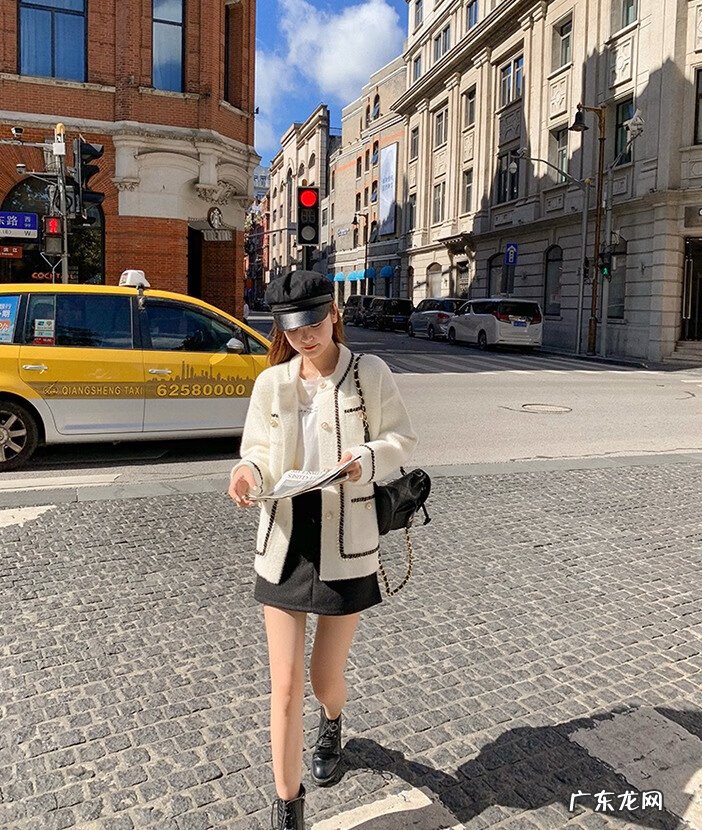 小香风马甲裙里面穿什么好看 小香风水貂毛马甲