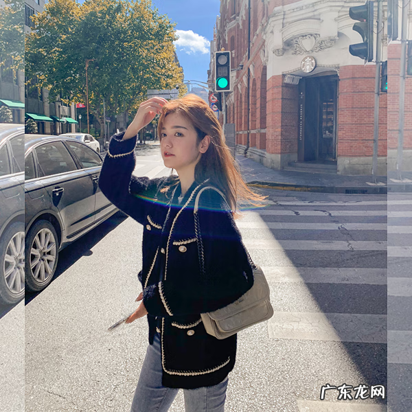 小香风马甲裙里面穿什么好看 小香风水貂毛马甲