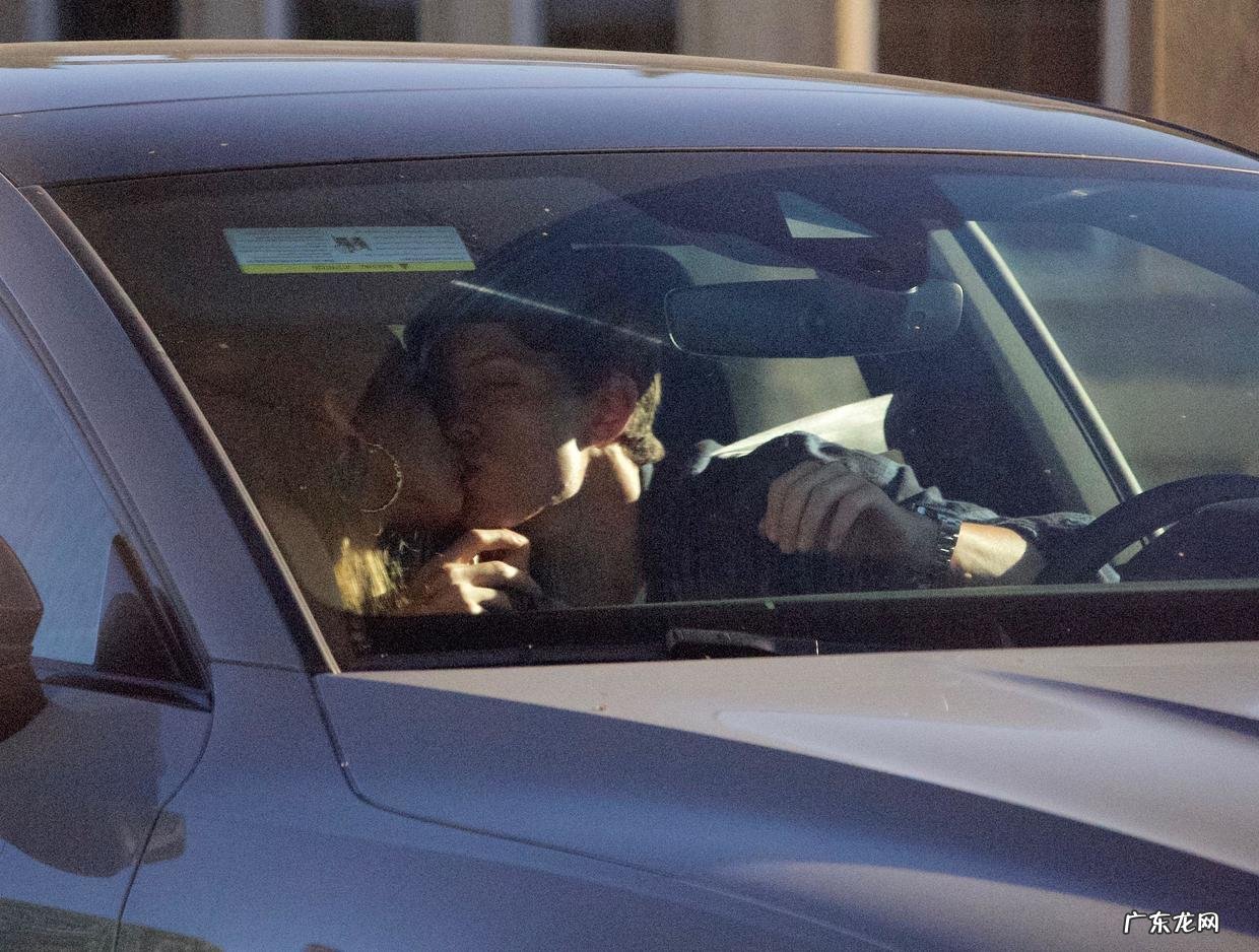 演员荷兰弟有女朋友吗 荷兰弟女友叫什么名字