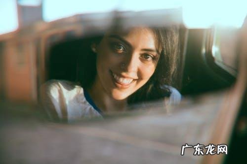 女生应该如何满足男生的安全感 怎么给男朋友安全感