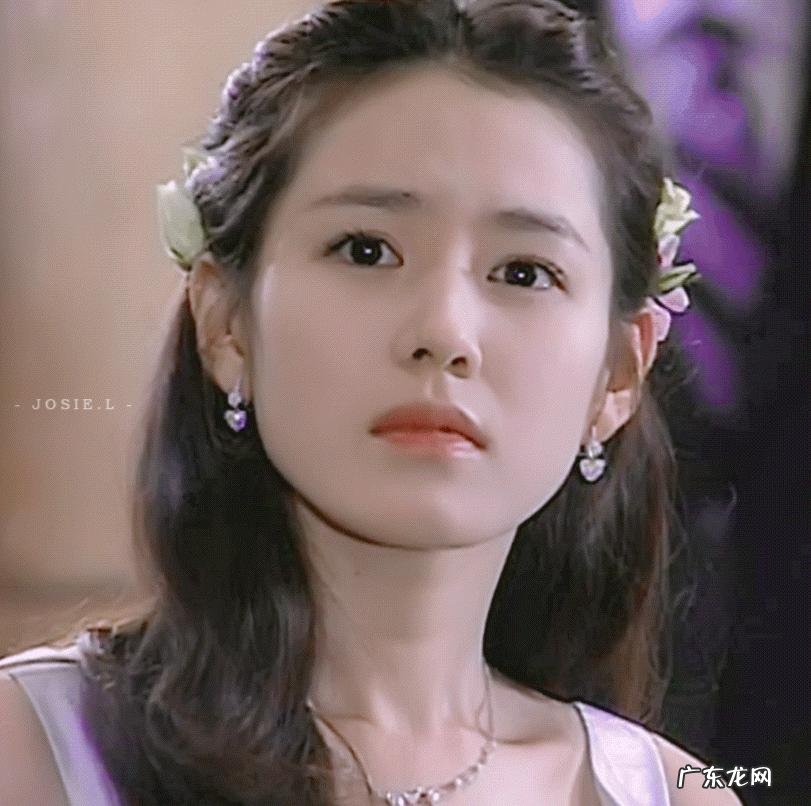 孙艺珍在韩国的地位相当于中国的谁 孙艺珍在韩国的地位