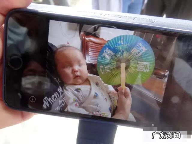 婴儿吃母乳死亡事件 打疫苗哺乳期女婴猝死