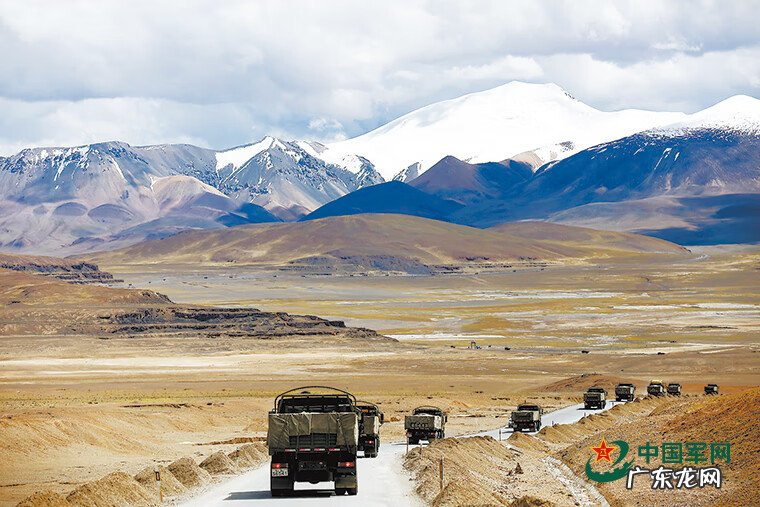 好看的红色桃心图片 风水上钥匙上带一个红色桃心