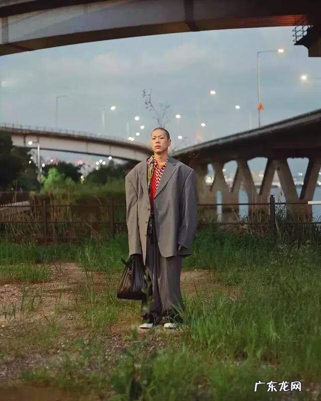 帅气男生 帅气型男是什么意思