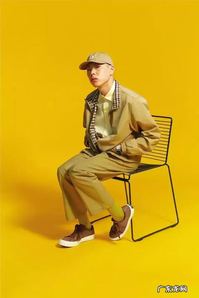 帅气男生 帅气型男是什么意思