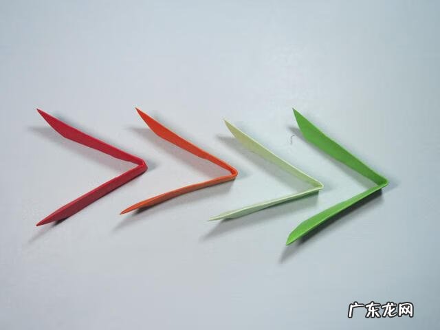 回旋镖怎么折 飞镖怎么折 简单