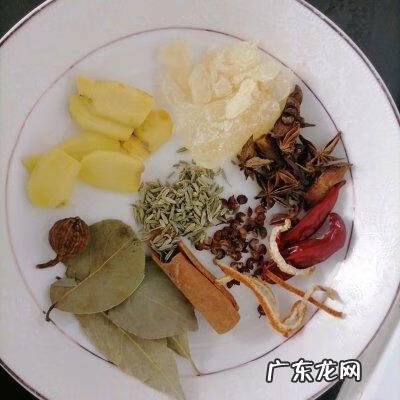 土豆烧牛肉的最简单做法 土豆烧牛肉用什么牛肉好