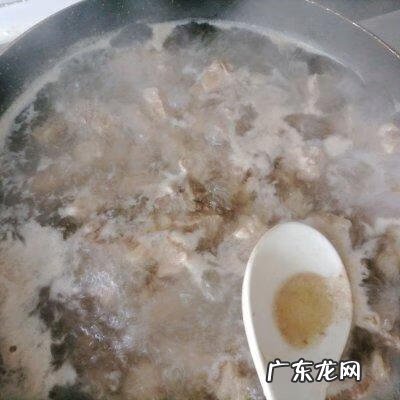 土豆烧牛肉的最简单做法 土豆烧牛肉用什么牛肉好