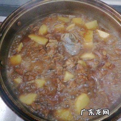 土豆烧牛肉的最简单做法 土豆烧牛肉用什么牛肉好